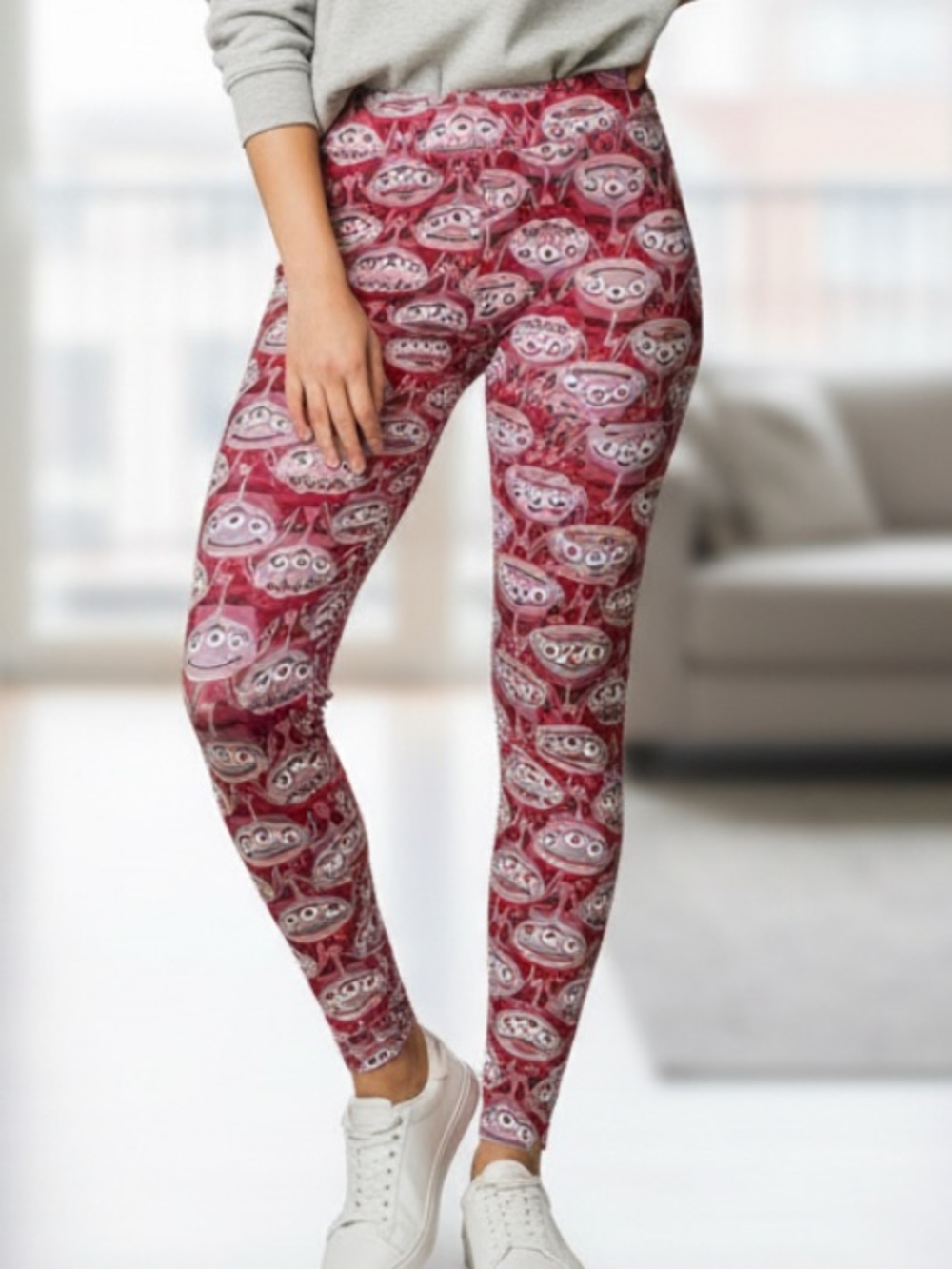 LuLaRoe TC Tall & Curvy Toy Story Aliens The Claw Disney Leggings